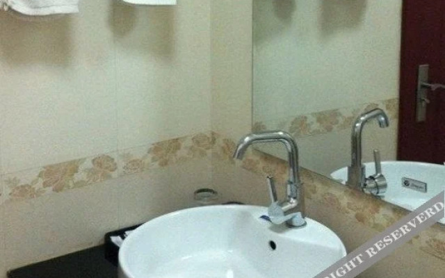 Baiyuan Express Hotel