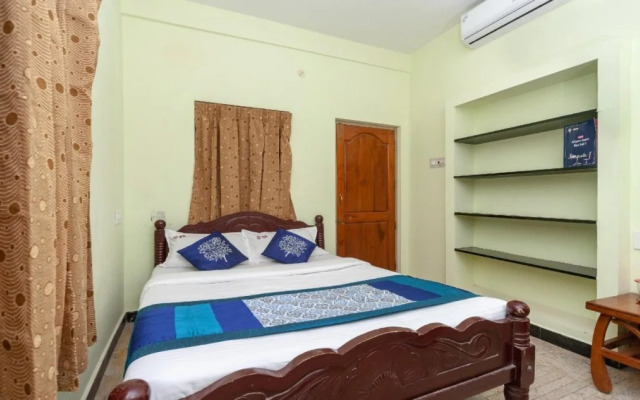 Sri Karuna Residency By OYO Rooms