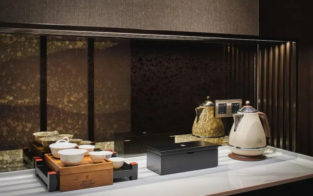 Hualuxe Kunshan Huaqiao