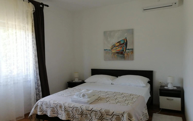 Holiday house Tunjarice