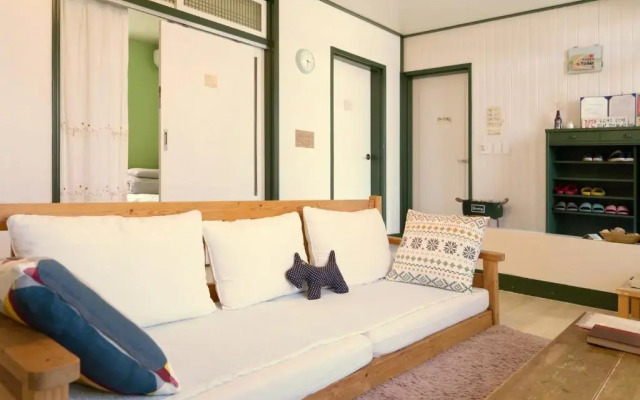 Hello Project Guesthouse