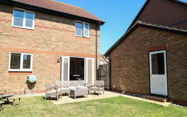 Seascape - 4 bed Home in Bracklesham Bay
