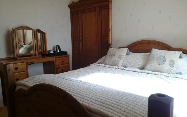 Albert Hotel