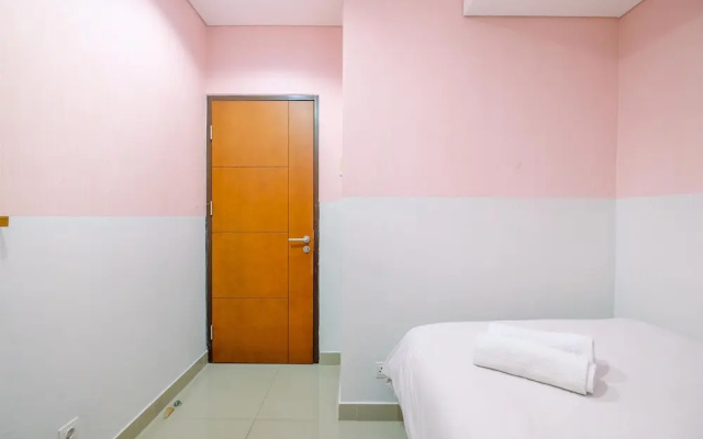 Comfortable And Homey 2Br Apartment At Royal Olive Residence