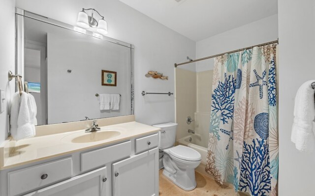 Sailmakers Place 302