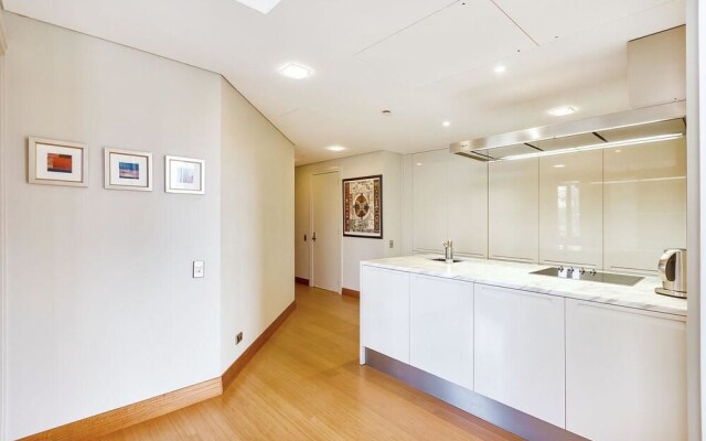 QV Sanctuary in the City - 520