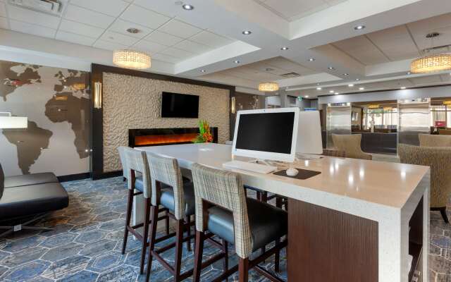 Best Western Plus Toronto Airport Hotel