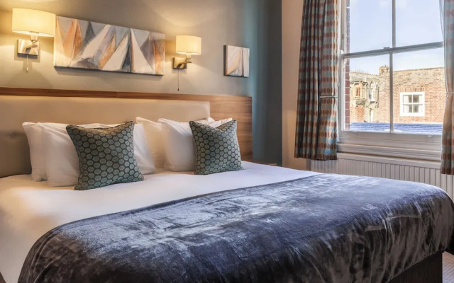 Best Western White Lion