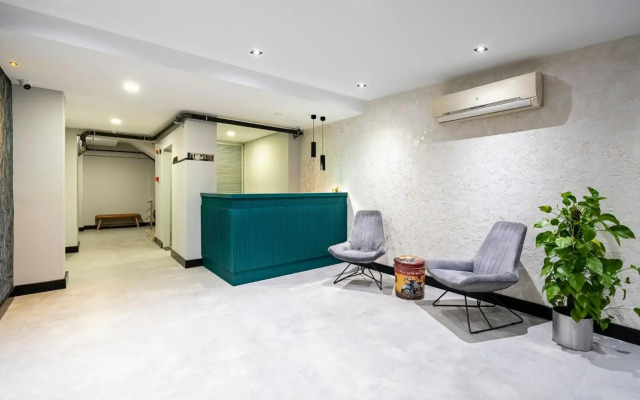 Eluxio Suite Hotel
