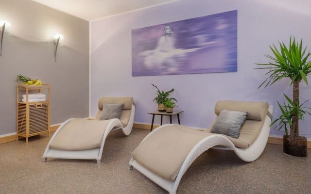 FOUR Munich Neue Messe