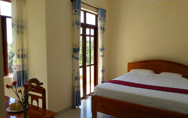 Cat Que Guest House