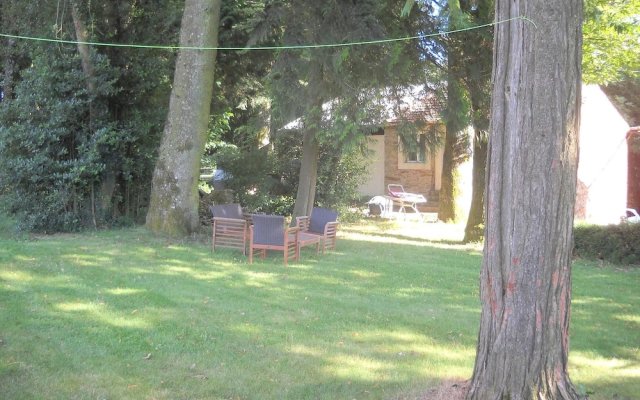 House With one Bedroom in Verdun-en-lauragais, With Pool Access, Furni
