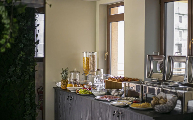 Royalty Hotel Athens