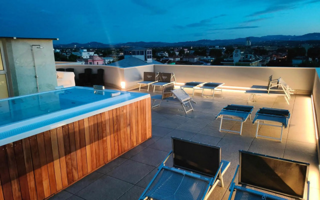 Wally Residence