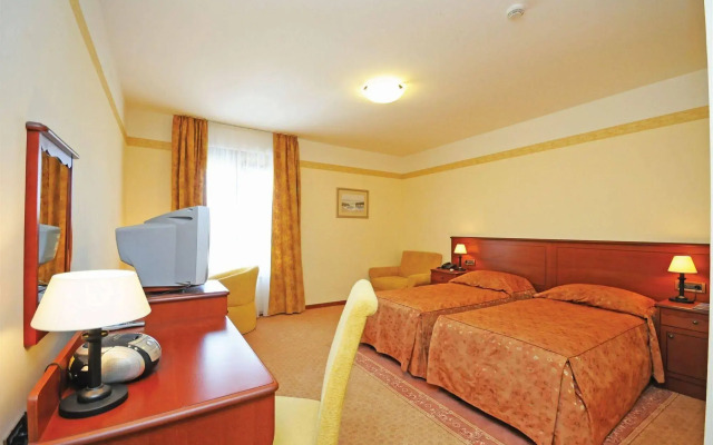 Hotel Laguna