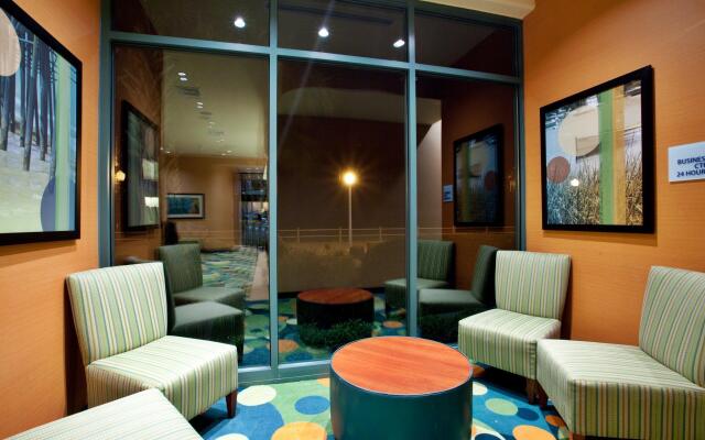 Holiday Inn Express Hotel & Suites Va Beach Oceanfront, an IHG Hotel