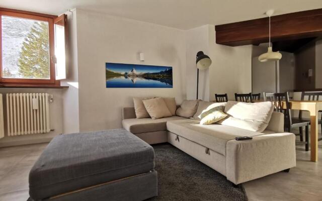 Aura Apartment - Ski In & Ski Out - Cerviniaholidays-com