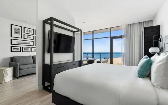 Wave Resort