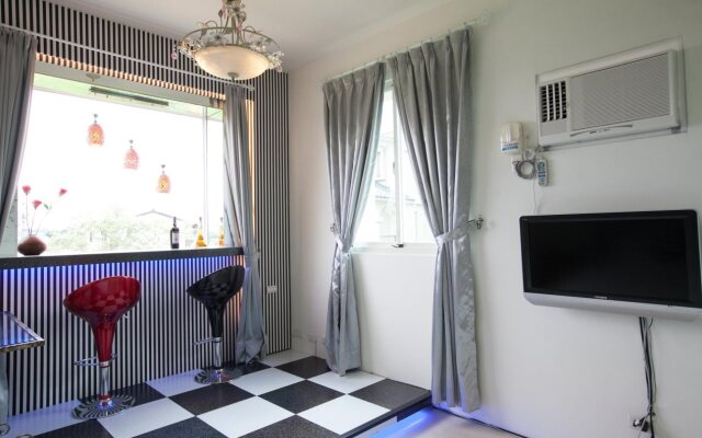 Love Villa yearned for freedom