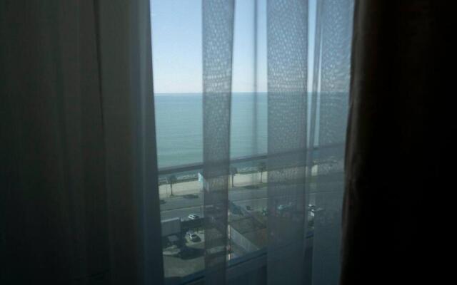 Leo Group Apartment 13-292 Sunrise Batumi