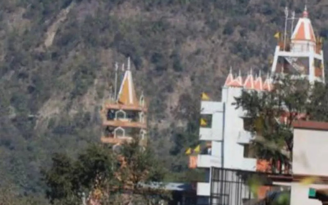 Hotel Golden Crown