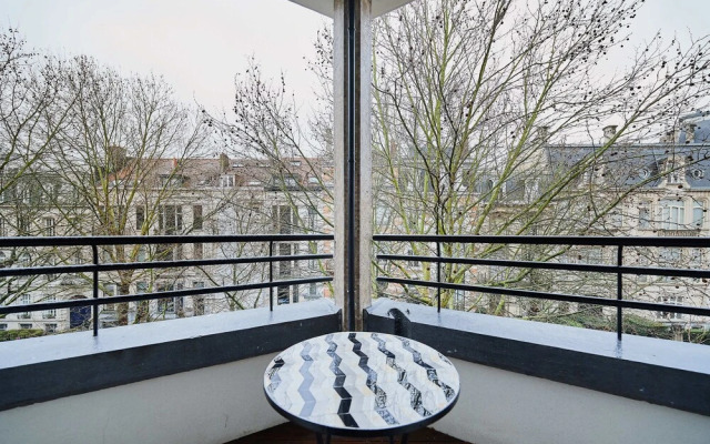 Suites 124