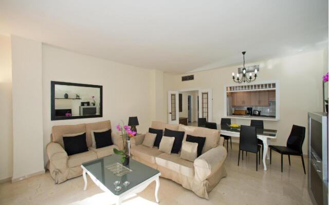 Apartment in Marbella, Malaga 102959