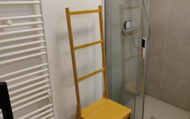 Nieuw modern appartement vlakbij strand