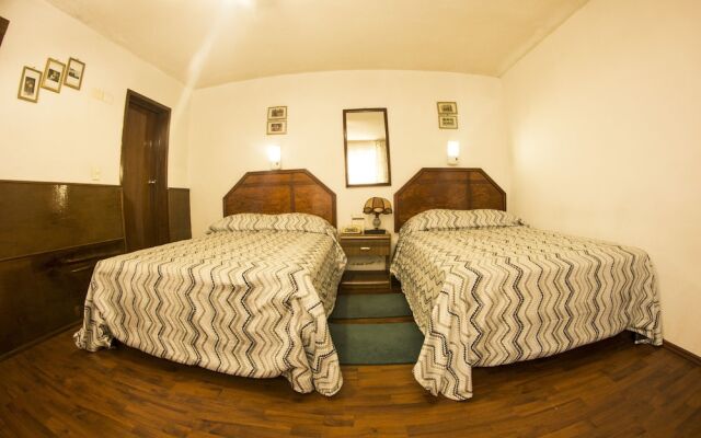 Hotel Aristos Aeropuerto