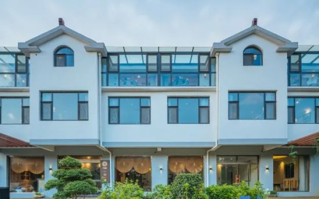 Wuxi one mountain one night Hotel(flower shop in Lingshan Town) – Exterior – Wuxi