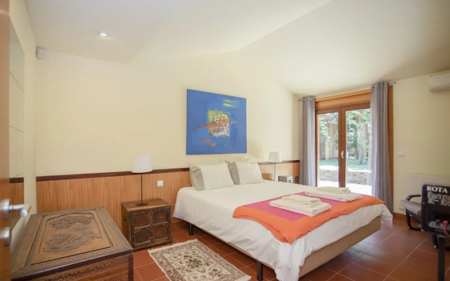 Liiiving  Caminha Countryside Pool House