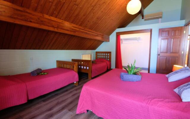 #2 Beach Villa Bliss by TAHITI VILLAS