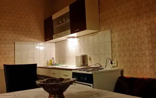 Lemon Apartment