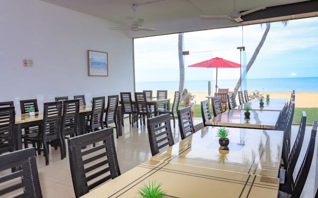New Tristar Beach Hotel