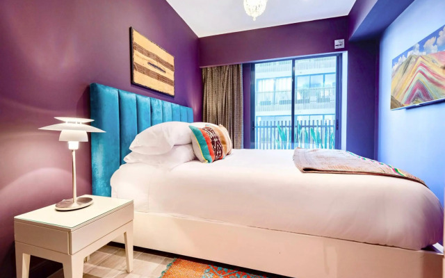 ✶ Maras Residence ✶ LUXURY Rooftop Pool & Grill