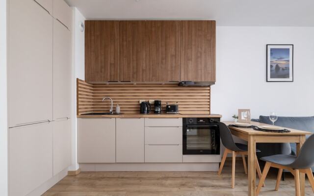 Lokum Salsa Apartment Cracow by Renters