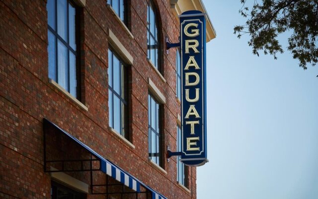 Graduate by Hilton Oxford