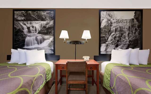 Super 8 by Wyndham Ithaca