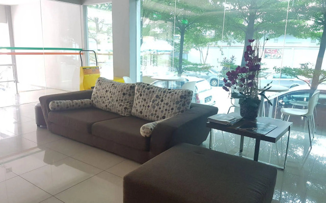 U Pac Hotel