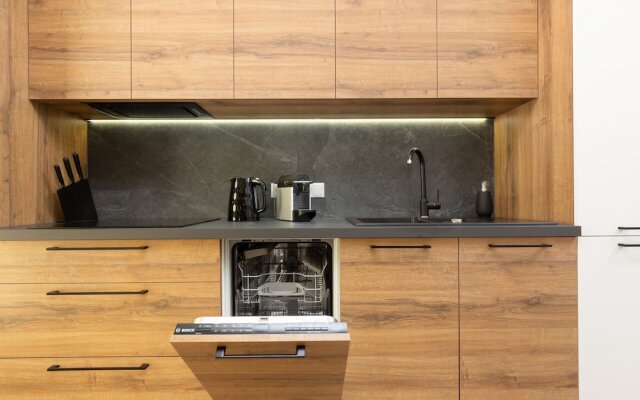 Warsaw Apartment Szajnowicza by Renters