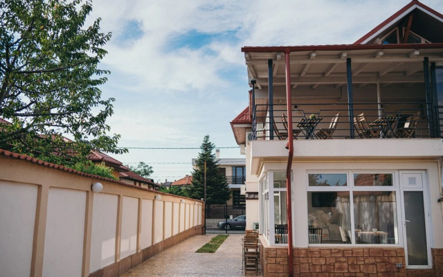 NEST Guesthouse