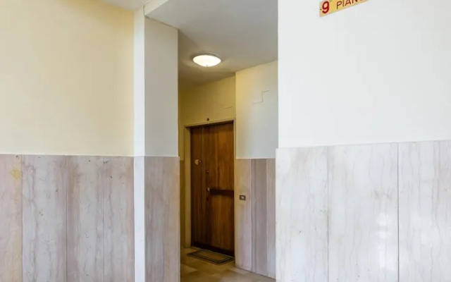 Colonna Classic Style Apartment by Wonderful Italy
