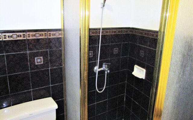 Maxandrea Hotel
