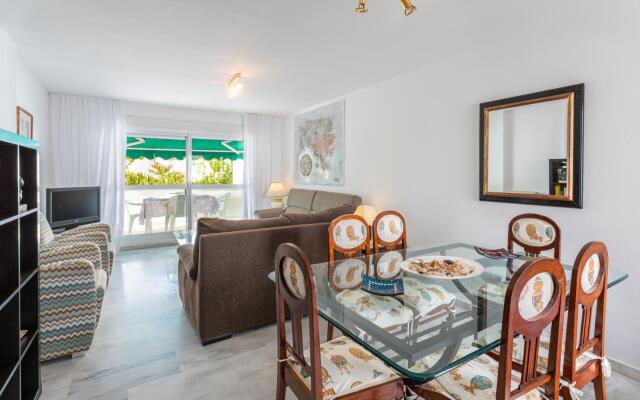 Lunamar 82 Apartment by GHR Rentals