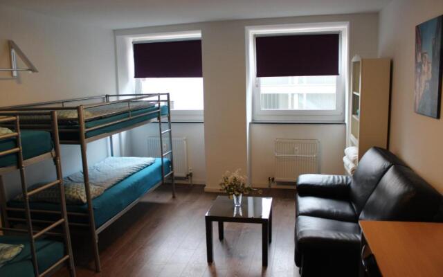 ROOMS in SHARED HOUSE SAARBRUCKEN Center