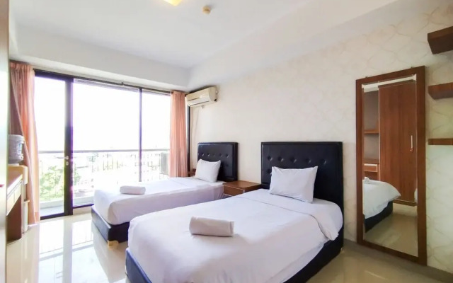 Nice And Comfy Studio At Beverly Dago Apartment