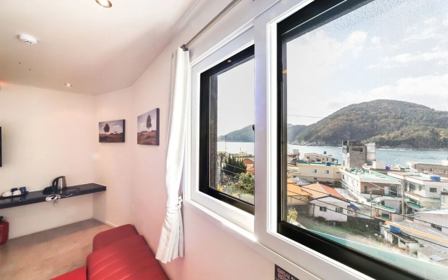 The Lux Tourism Hotel Geoje