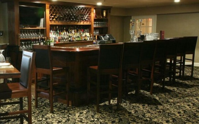 Chocksett Inn and Restaurant