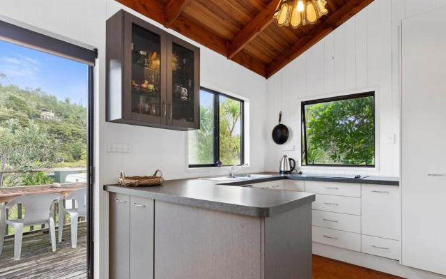 Riverview Retreat - Cooks Beach Holiday Home