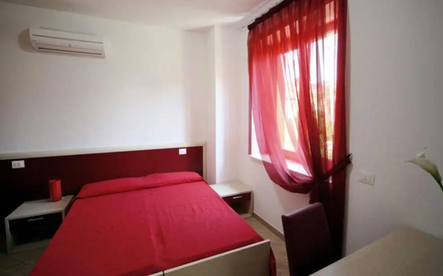 B&B Acropolis